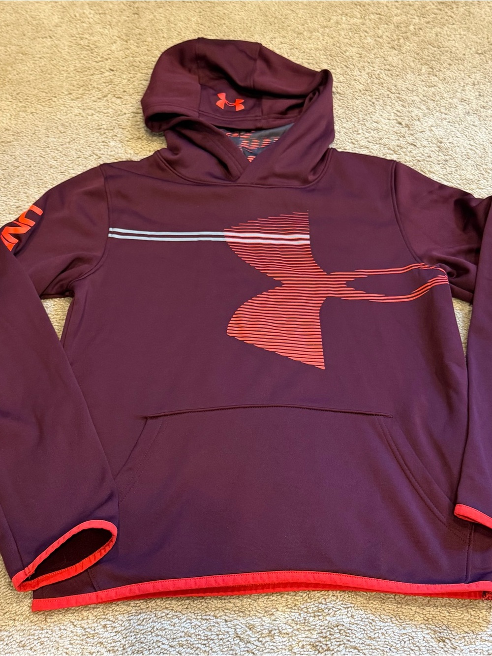 Under Armour Kids YXL Maroon Hoodie with Logo